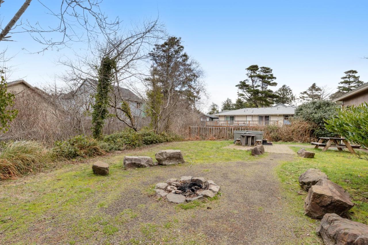 Once Upon A Tide Villa Lincoln City Exterior photo